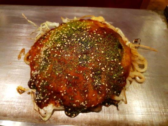 Hiroshima-Style Okonomiyaki Hinachan